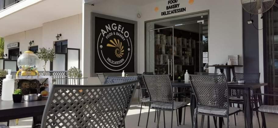 Angelo Hotel-Cafe Tolón Exterior foto